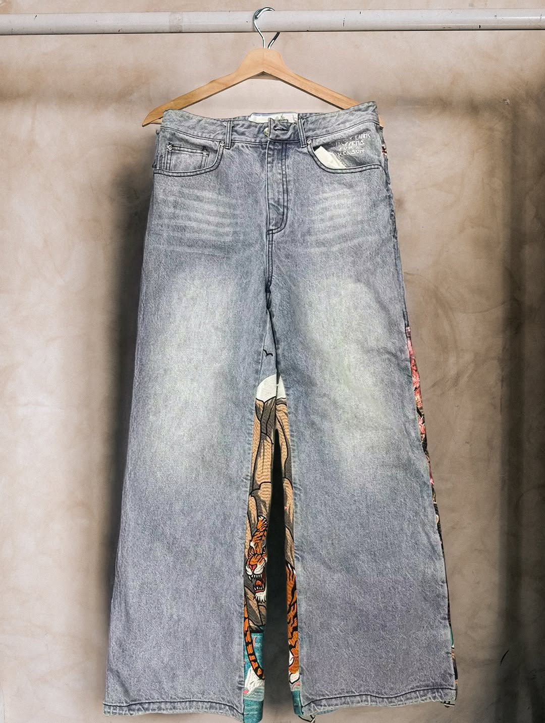 Waterfall Tiger Jeans