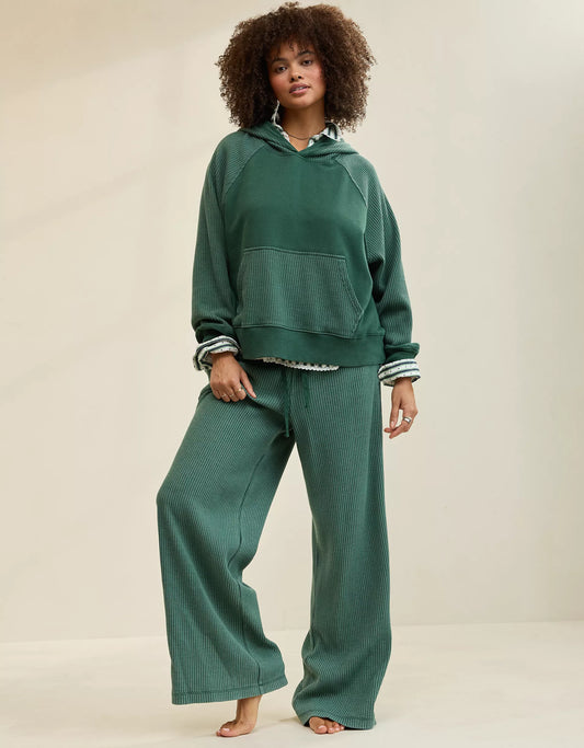 Essential Waffle Set